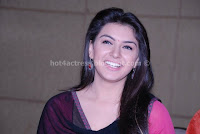 Hansika motwani gallery showing hot cleavage