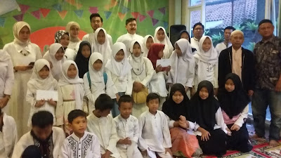 Peringati HUT Ke 2 Dbest Express Bandung Berbagi Bersama Anak Panti Asuhan