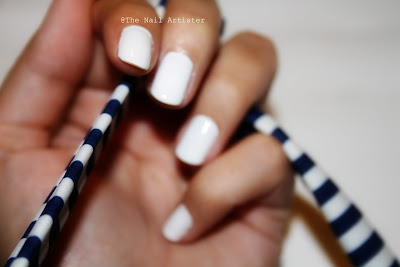 Tendencia manicura blanca