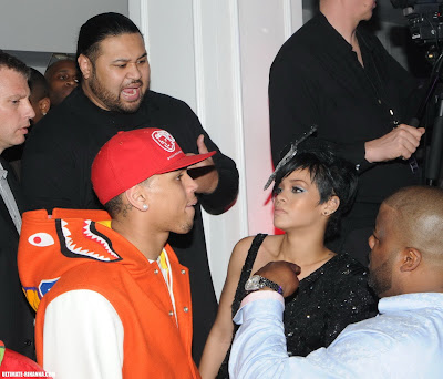 rihanna chris brown fight pictures. rihanna chris brown fight pics