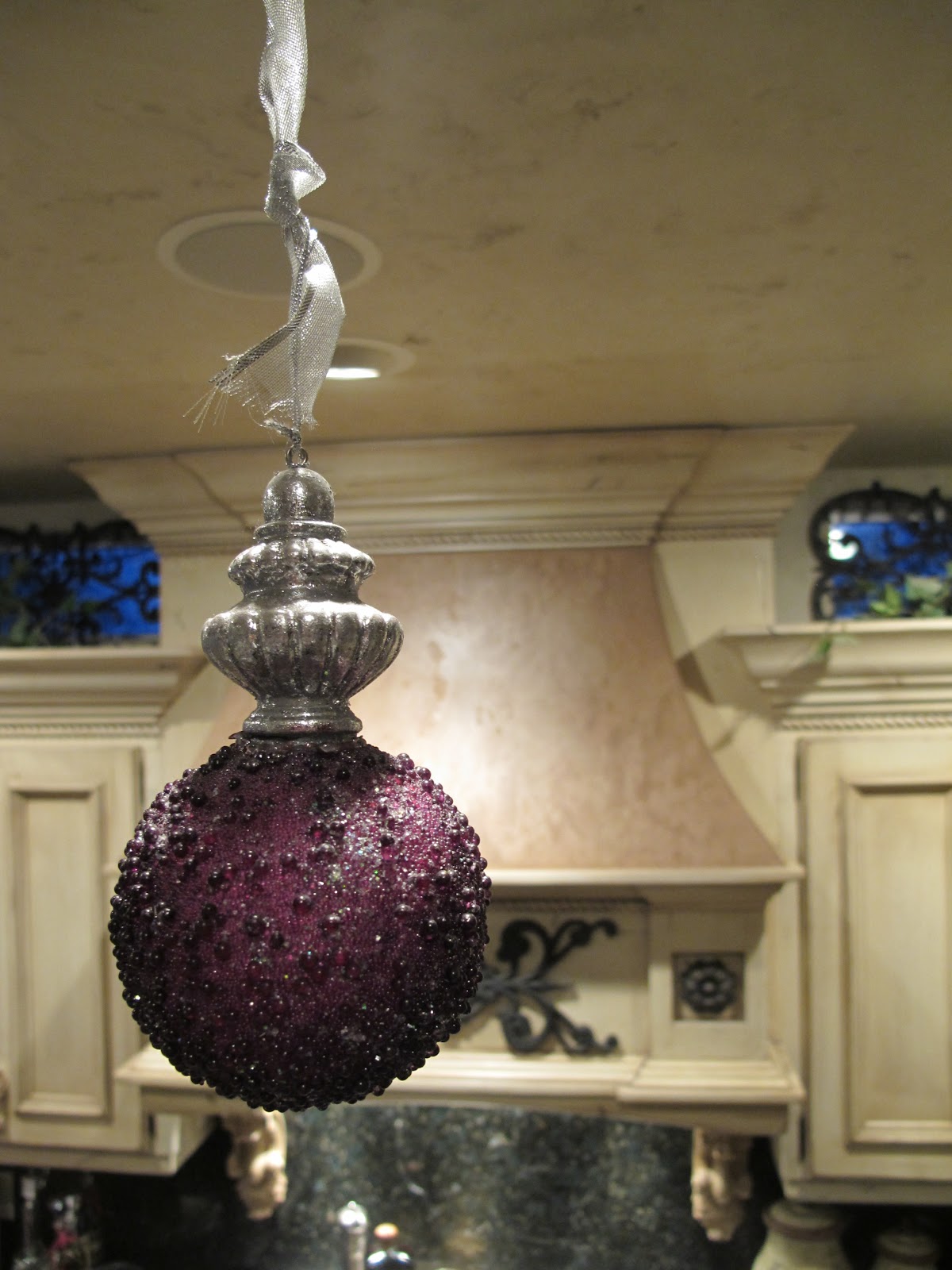 Purple Chocolat Home: The Heart of My Christmas Home - The Kitchen