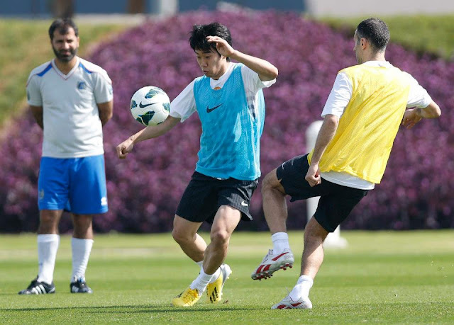 Manchester united action in qatar