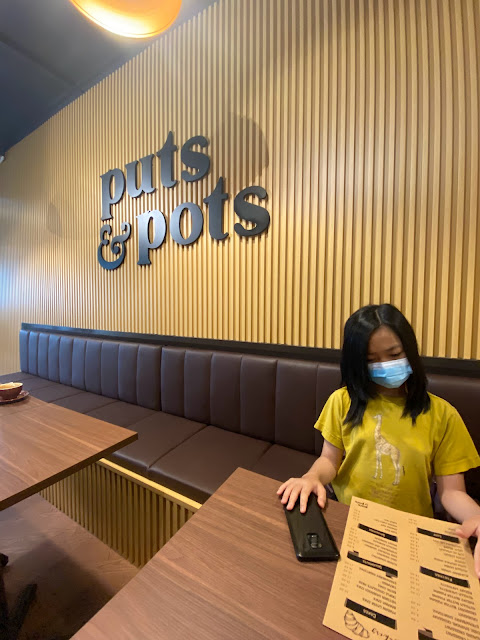 Puts & Pots Cafe