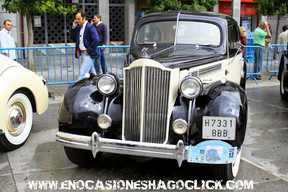 Packard sedan clasico en concurso de elegancia