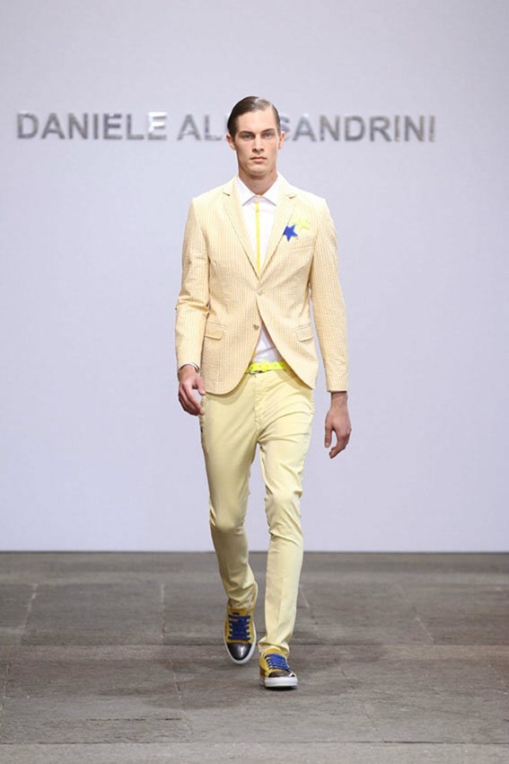 Milan Fashion Week Primavera 2012 - Daniele Alessandrini (13)