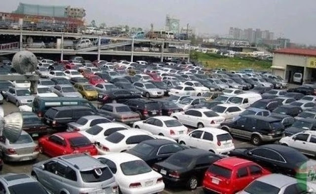 FG bans vehicle imports through land borders