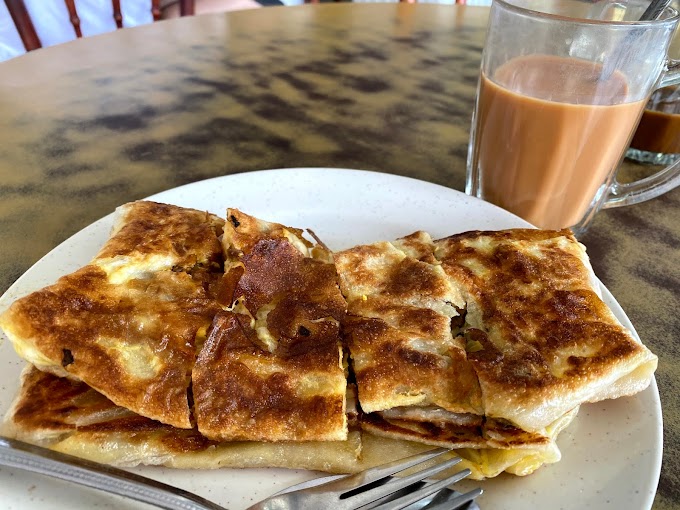 Mr Mrs Mohgan Roti Prata in Joo Chiat
