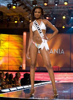 Miss Universe 2009 swimsuit pics