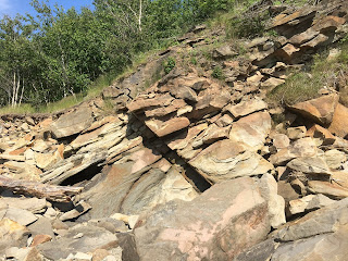 Signs of faulting in the sandstone rocks