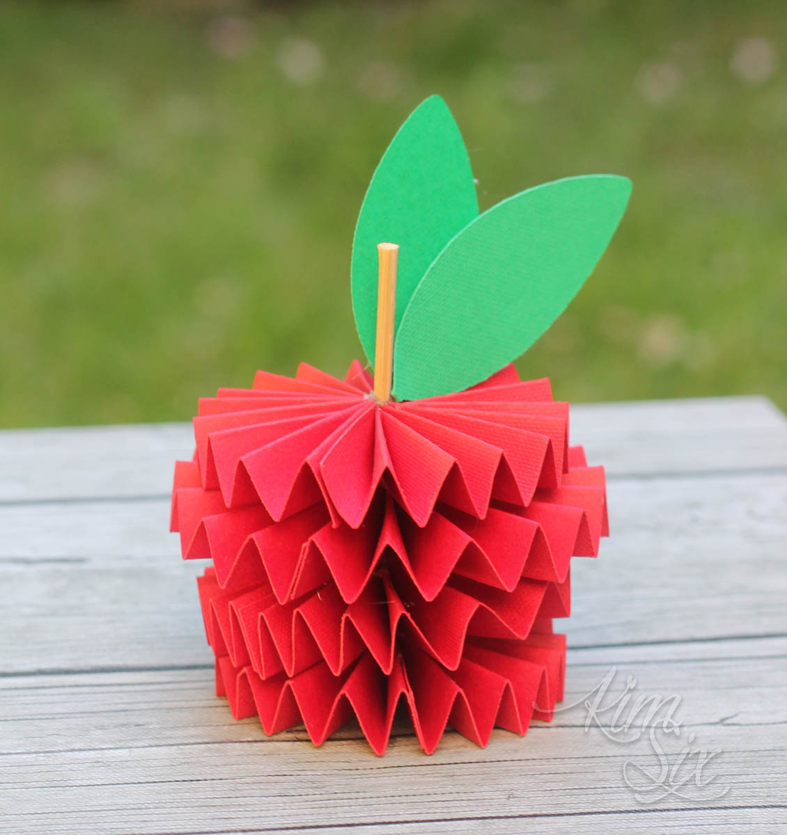 How to make a 3d folded paper apple out of cardstock using a cricut scoring wheel