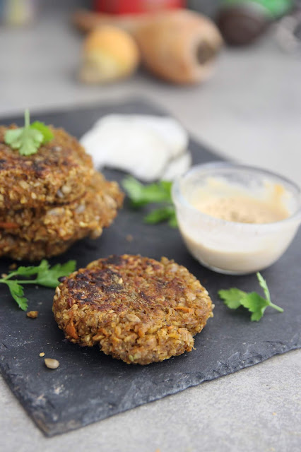 Cuillère et saladier : Galettes de légumes vegan