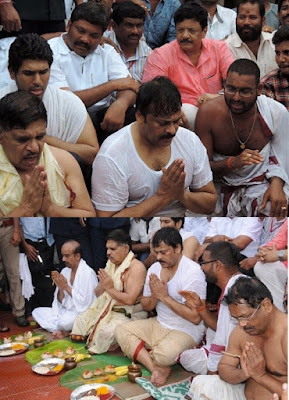  Mega Star Chiranjeevi -Allu Aravind Completed Holy bath in Pushkara water at Rajahmundry Godavari  Chiranjeevi Took Holy Dip in Godavari Pushkaralu,Chiranjeevi Mega Holy Dip At Rajahmundry Godavari Pushkaralu,Chiranjeevi completed Holy dip in Rajahmundry Godavari Pushkaralu ,Mega Family took his holy bath in Godavari water,Telugucinemas.in  