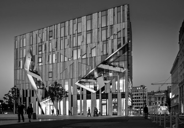 Dusseldorf 140726 1187w1 3