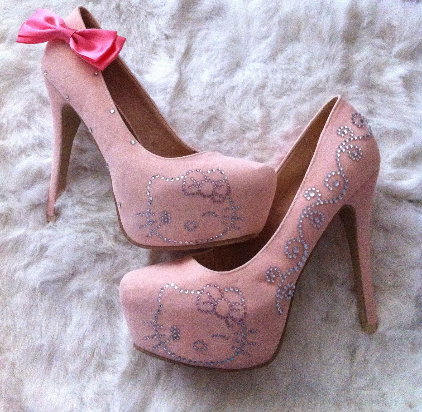 Hello Kitty High Heels Shoes