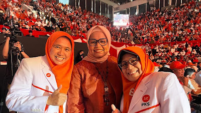 Bacaleg DPRD DKI Jakarta Hj Sholikhah Hadiri Milad ke 21 PKS