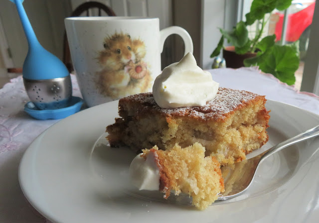 Rhubarb Buttermilk Picnic Cake