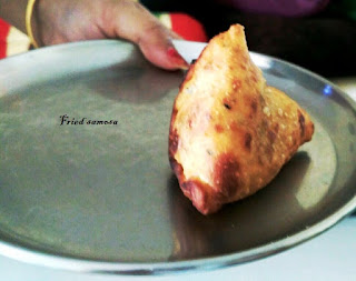 How can I make samosa at home? How do you make samosa pastry? What is a samosa made out of? What is in Indian food? Easy homemade samosa, samosa  step by step, samosa
