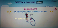 Foto Vinta bicicletta con seggiolino con Pampers!