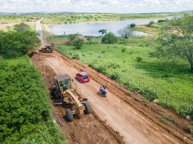 Prefeitura de Santana inicia obras de pavimentação asfáltica no acesso a Represa Isnaldo Bulhões
