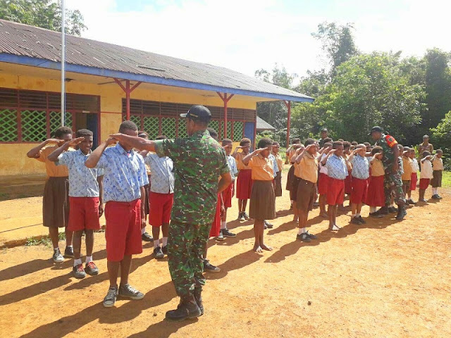 Koramil 1711-02/Mindiptana Tanamkan Disiplin Kepada Generasi Muda