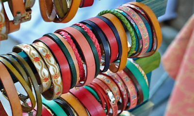 Attractive Colors and Designs of Leather Bracelets