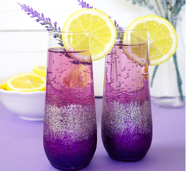 Lavender Lemonade Prosecco #Cocktails #Lavender 