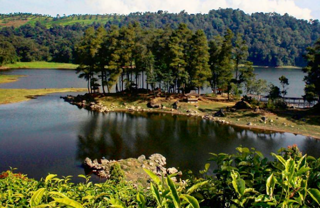 wisata danau situ patenggang ciwidey