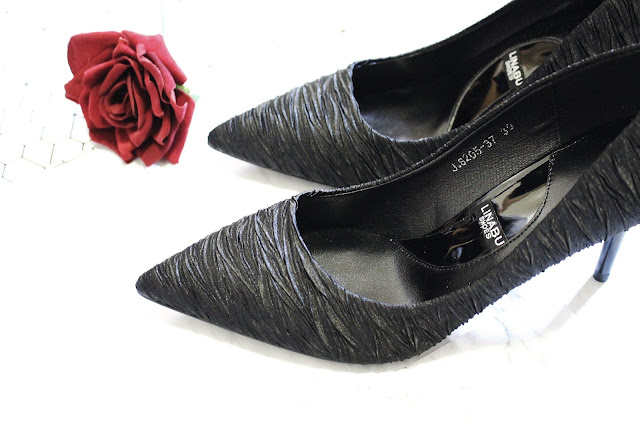 black crinkled heels, korean high heels shop, shanghai trends shoes, shanghai trends shop review, shanghaitrends blog review, shanghaitrends clothing, shanghaitrends shop, 