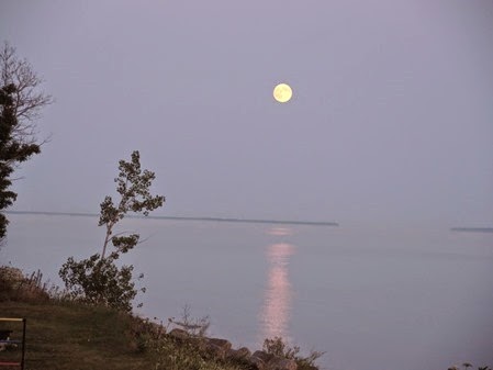20140810_203402-big-moon