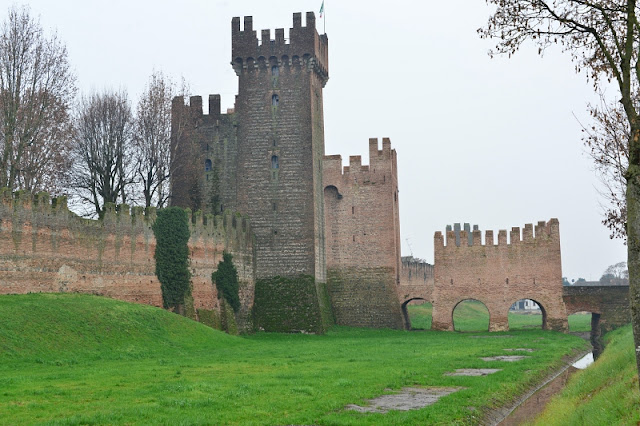 MONTAGNANA MURA