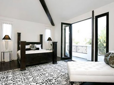 Black and white bedroom