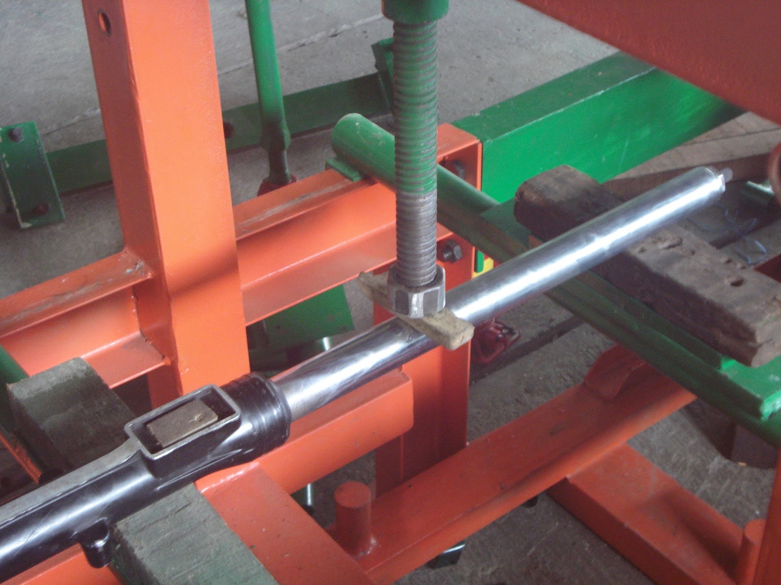 Harga Mesin Press  Body 08156988881 082322388881 mesin 