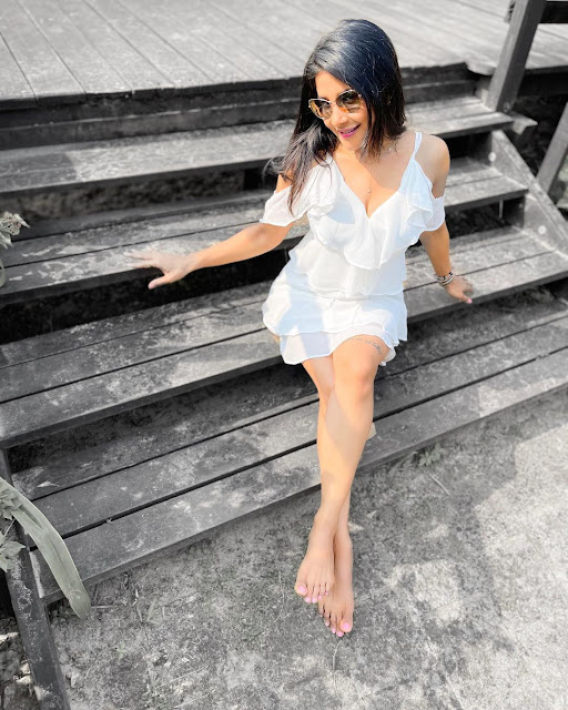 Actress Sakshi Agarwal Latest Hot Photos Shoots