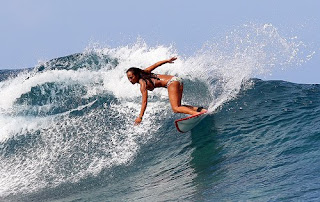 Tahiti Girl Surfing 2010