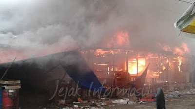 Belasan Toko Hangus Dilahap Si Jago Merah di Cibadak Sukabumi