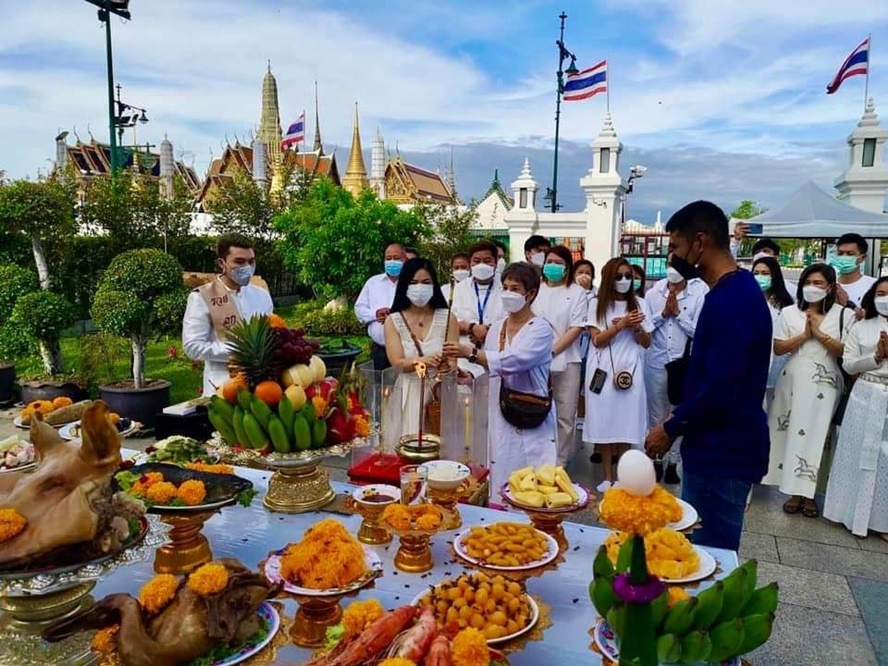 พิธีบวงสรวงศาลหลักเมืองกรุงเทพมหานคร