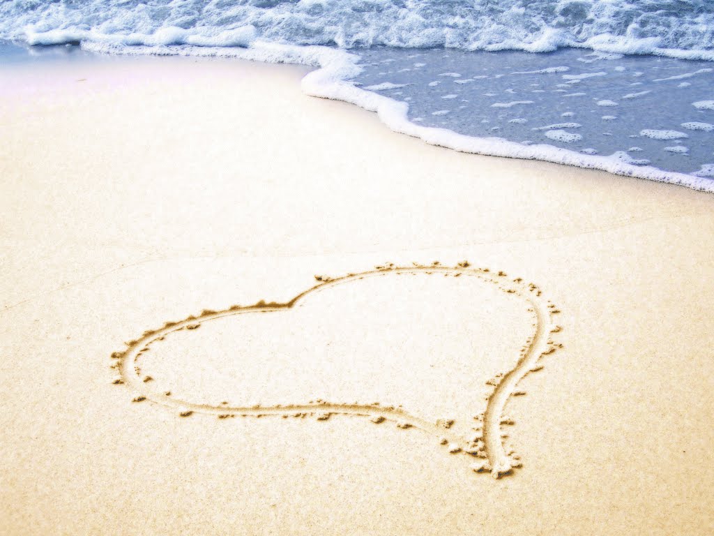 heart beach wallpaper