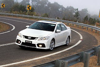 Toyota Auriol: 4-Door Sedan High End