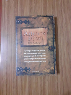 Portada del libro Artemis Fowl de Eoin Colfer