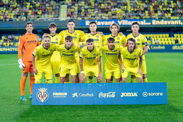 VILLARREAL C. F. B. Temporada 2023-24. Iker Álvarez, Lanchi, Stefan Leković, Antonio Espigares, Jorge Pascual, Alberto Del Moral. Javi Ontiveros, Carlo Adriano, Álex Forés, Adrià Altimira, Carlos Romero. VILLARREAL C. F. B 3 🆚 R. C. D. ESPANYOL DE BARCELONA 1 Lunes 09/10/2023, 21:00 horas. Campeonato de Liga de 2ª División, jornada 10. Villarreal, Castellón, estadio de La Cerámica: 4.132 espectadores. GOLES: ⚽1-0: 13’, Stefan Leković. ⚽2-0: 26’, Jorge Pascual. ⚽2-1: 41’, Javi Puado. ⚽3-1: 70’, Jorge Pascual.