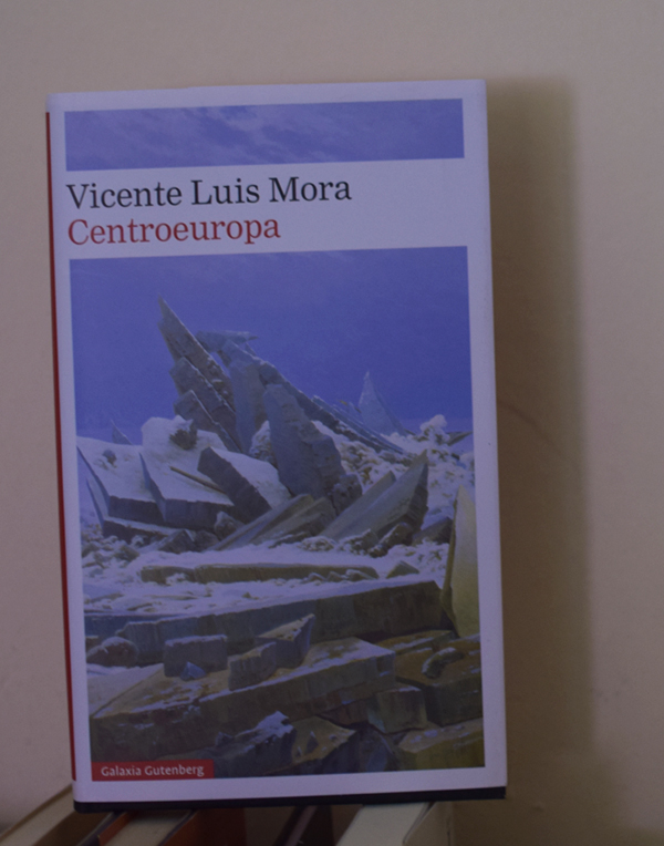 Reseña sobre «Centroeuropa» de Vicente Luis Mora, en Bestia Lectora