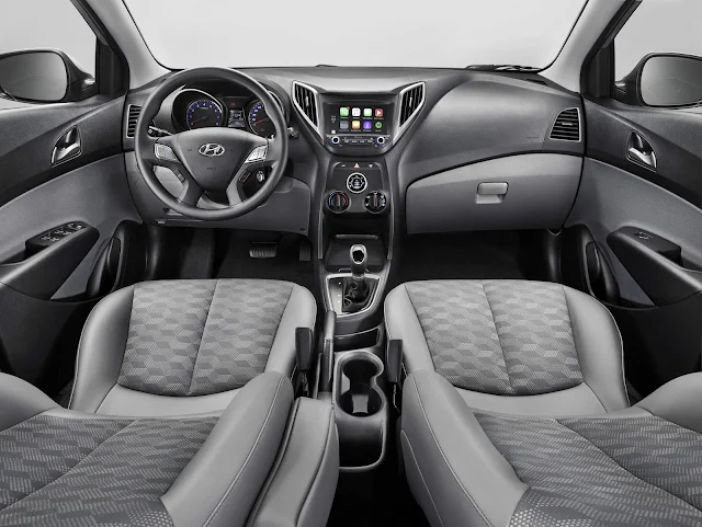 Hyundai HB20 2018 Automático - interior