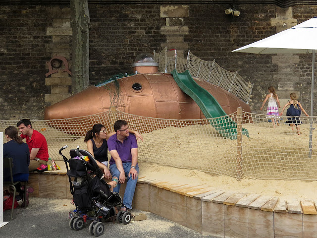 Playground with submarine, Paris-Plages, Pont au Change, Paris