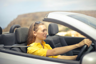 Why should Women learn Driving?_ichhori.com
