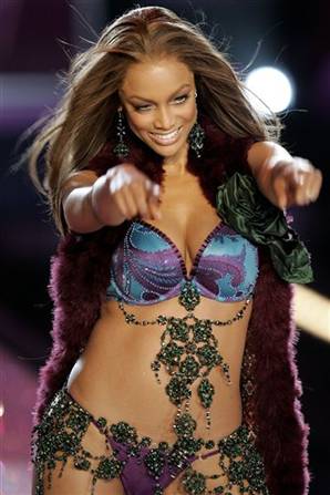 tyra banks runway