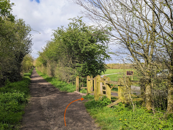 The gate offSandridge bridleway 8 leading to the car park