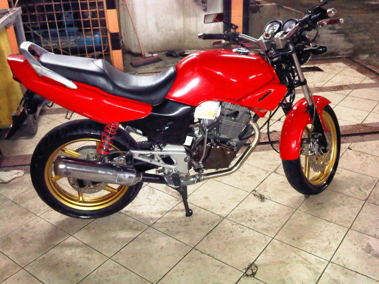 Download Kumpulan 53 Modifikasi Motor Honda Tiger 2002 Terbaik