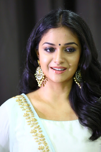 Keerthy Suresh Beautiful Pic in White Dress