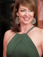 allison janney hair