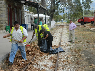 Εργασίες καθαρισμού σιδηροδρομικού σταθμού Μεσσήνης